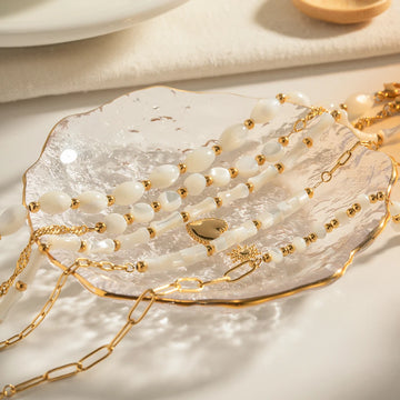 Chic Resin Summer Necklace